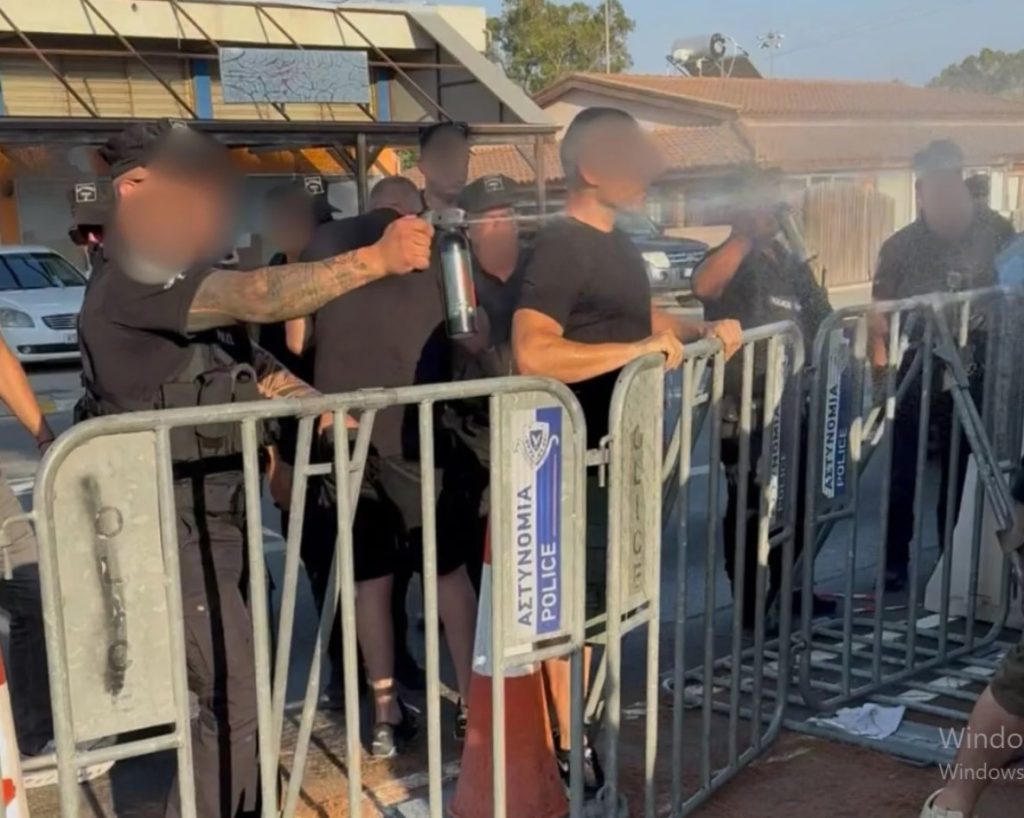 Metehan’daki Rum öğrencilerin eylemine polis müdahalesi