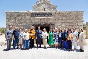 Sibel Tatar, Kuzey Kıbrıs Kadın Örgütleri Ağı’na bağlı dernekleri ziyaret etmeyi sürdürüyor