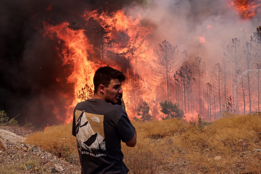 Bursa, Karabük ve Diyarbakır’da yangınlar devam ediyor