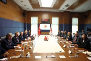 Hukuk Komitesi heyeti, TBMM Dışişleri Komisyonu ile görüştü..Oktay: “İki devletli çözüme tam destek veriyoruz”