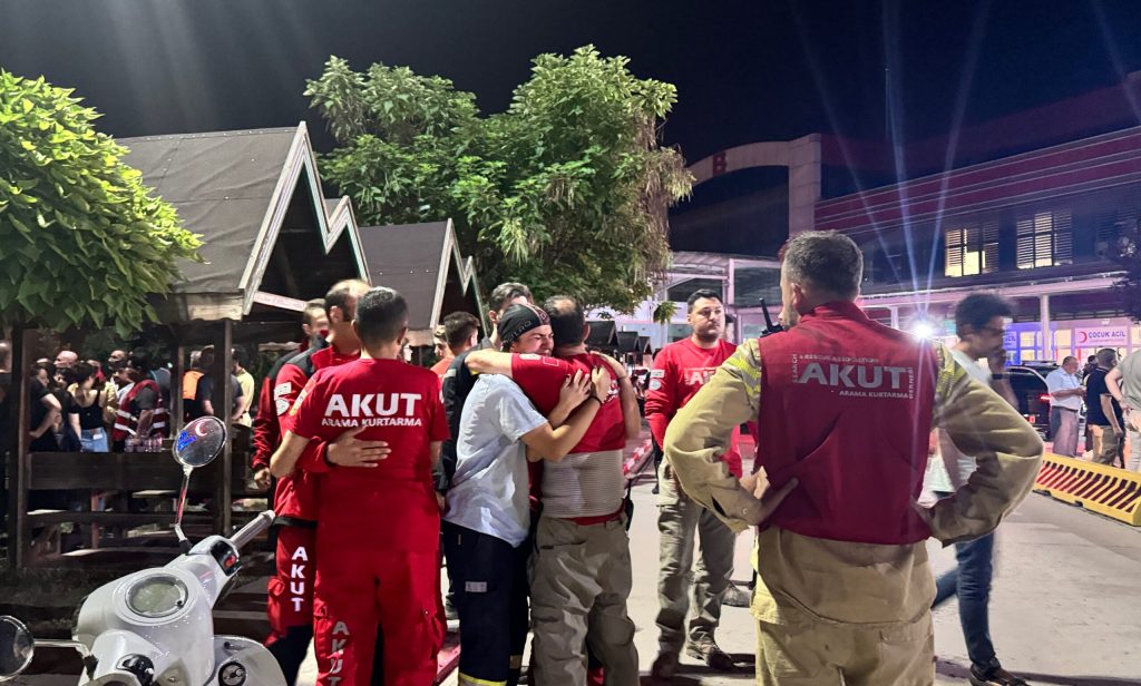 Eskişehir’de 10 orman işçisinin hayatını kaybettiği yangınla ilgili soruşturma başlatıldı