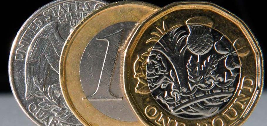 Sterlin 54,30 TL, euro 47,10 TL, dolar 40,65 TL’den işlem görüyor