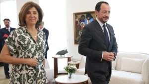 Holguin, Hristodulidis ile görüştü