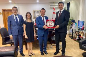 Dışişleri Bakanı Ertuğruloğlu, Dünya Türk Gençler Birliği Genel Başkanı Güzel’i kabul etti