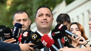 Avukat Rezan Epözdemir “siyasal ve askeri casusluk” ile “FETÖ’ye yardım”dan gözaltında