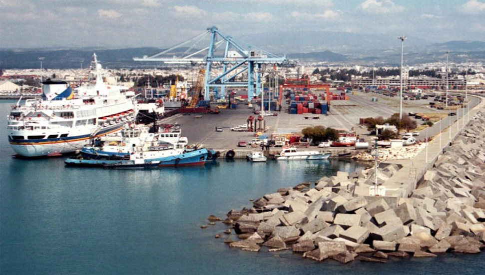 Gazze’ye 200 ton insani yardım taşıyan gemi Güney Kıbrıs’tan yola çıktı