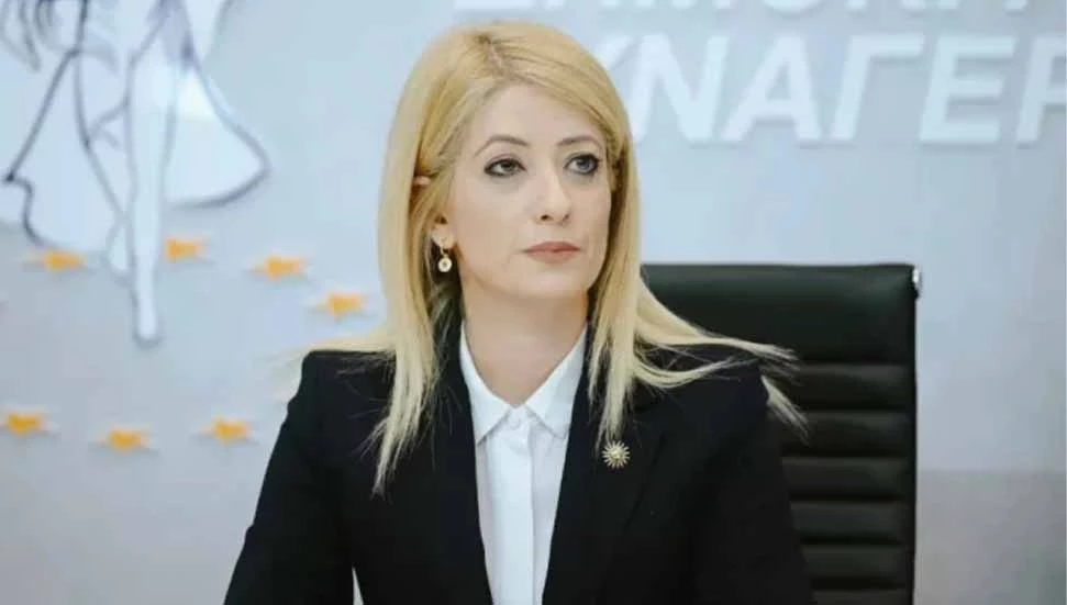 Rum hükümetinden Kıbrıs mesajı: Çözüm, yabancı asker ve garantörlükten arınmış bir gelecek olmalı