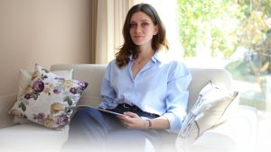 Kıbrıs Otizm Derneği, “Görünmeyeni Konuşmak” adıyla anne ve babalara yönelik paylaşım grubu düzenliyor