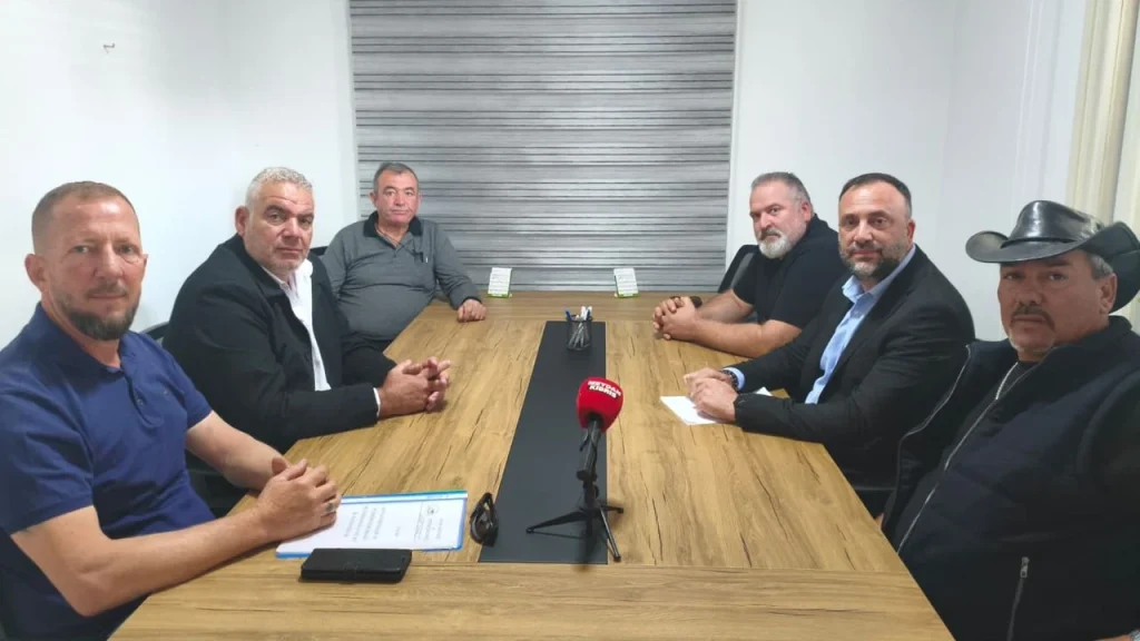 Hayvan Üreticileri ve Yetiştiricileri Birliği, TDP Genel Başkanı Zeki Çeler’i ziyaret etti