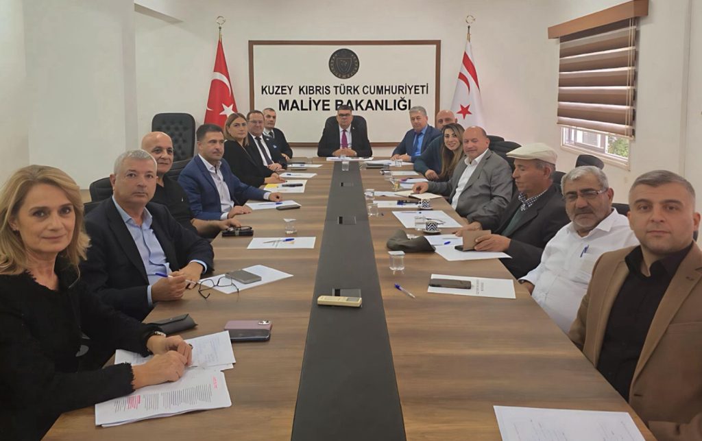 Maliye Bakanı Berova ekonomik örgütleri kabul etti