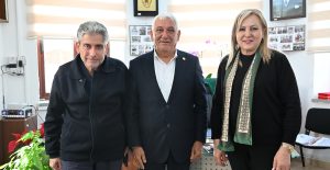 Özçınar, bazı okulları ziyaret etti