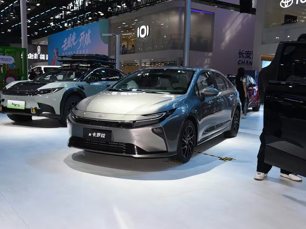Yeni Toyota Corolla ortaya çıktı: İşte tasarımı