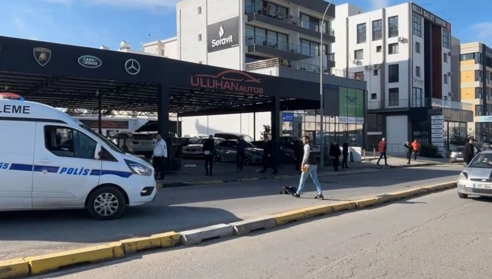 Bir oto galeri kurşunlanması daha: 2 kişi yaralandı!
