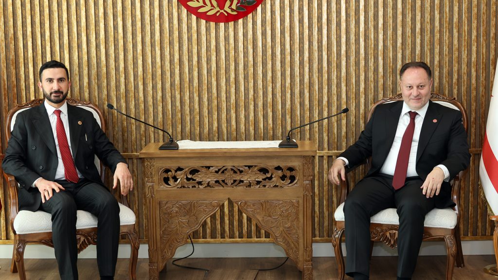 Öztürkler: “AB dönem başkanlığı açılışı, adadaki ayrımcılığın en güncel örneğidir”