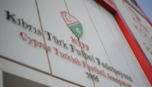 Futbol Federasyonu, olumsuz hava şartları nedeniyle tüm maçları erteledi