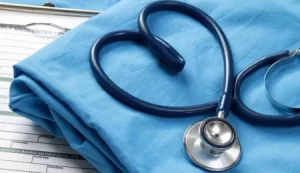 Sağlık Komisyonu, uzmanlık eğitiminde merkezî sınavın kaldırılması girişimine tepki gösterdi