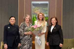 Nilden Bektaş Erhürman, Uluslararası Inner Wheel Dünya Başkanı ve heyetiyle görüştü