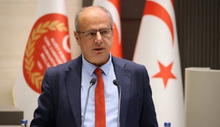 Fiber optik protokolü 7 saat görüşüldü: Sami Özuslu, kürsüde iki buçuk saat kaldı!