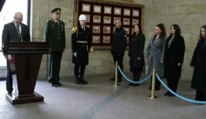 Cumhuriyet Meclisi Çocuk Hakları Özel Komitesi Anıtkabir’i ziyaret etti
