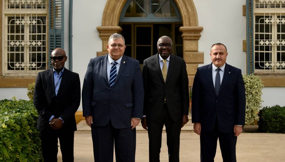 Diagne, Kıbrıs Vakıflar İdaresi’ni ziyaret etti