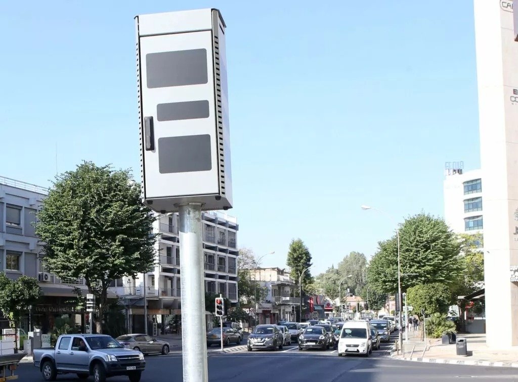 Rum Maliye Bakanlığı, KKTC plakalı araçlar için trafik cezası sistemini genişletiyor