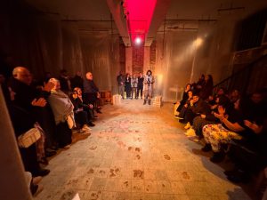 Kıbrıs Türk Devlet Tiyatroları’nın “Maskeliler” oyunu prömiyer yaptı