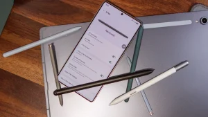 S Pen Kalkacak mı? Samsung Açıkladı!