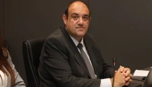 Devrim Barçın: Yasa geçmezse özelde ve kamuda çalışan herkesin maaşları düşecek