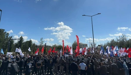 Pazartesi günü genel grev: Sendikalar Meclis önünde eylem yapacak