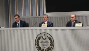 Toplantı etkinliklerden sonra devam edecek