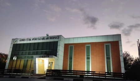 Spor Yazarları: Basın ve ifade özgürlüğü toplumun haber alma özgürlüğünün de bir parçasıdır