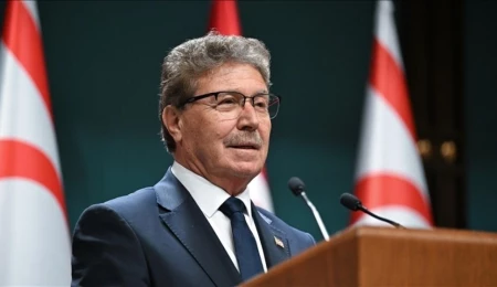 Ünal Üstel: Tüm halkımızın bayramını yürekten kutluyorum