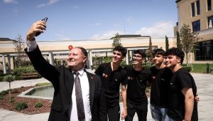 Öztürkler, Polatpaşa Lisesi ve Üsküdar Validebağ Fen Lisesi öğrencilerini kabul etti