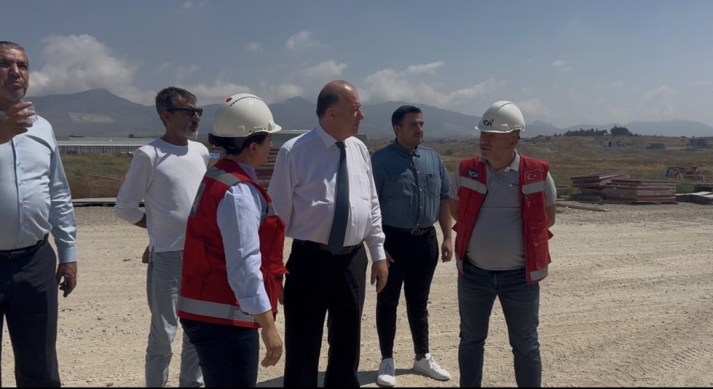 Dinçyürek: “Yeni Lefkoşa Hastanesi 2027 sonuna, Karpaz Hastanesi ise bu yıl sonuna tamamlanacak”