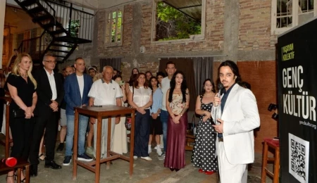 Erhürman çifti Genç Kültür Kollektifi lansmanına katıldı