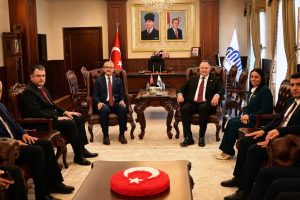 Öztürkler: Malatya doğunun parlayan yıldızı