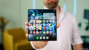 Galaxy Z Fold 8 iPhone Ultra’ya Rakip Olmaya Geliyor