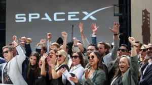 SpaceX Borsaya Rekorla Giriş Yaptı