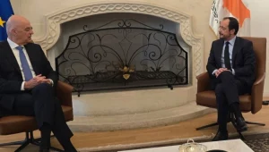 Hristodulidis, Yunan Savunma Bakanı Dendias’ı kabul etti