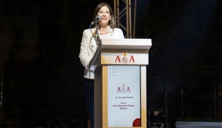 İncirli: Öğretmenlik mesleğinin onurunun siyasi kaygılarla tartışmaya açıldığı bir dönemdeyiz