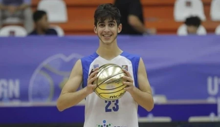 Genç sporcu Demir Öztoprak, Güney Kıbrıs’ın U20 EuroBasket kadrosunda
