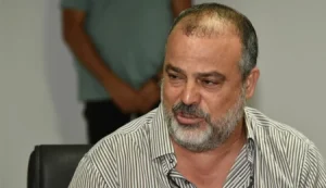 Metin Arhun: Asgari ücret dört kişilik ailenin geçim ücreti değildir