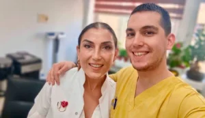 Özlem Gürkut: 35 yıl sonra oğlumla aynı hastanede görev yapmanın gururunu yaşıyorum